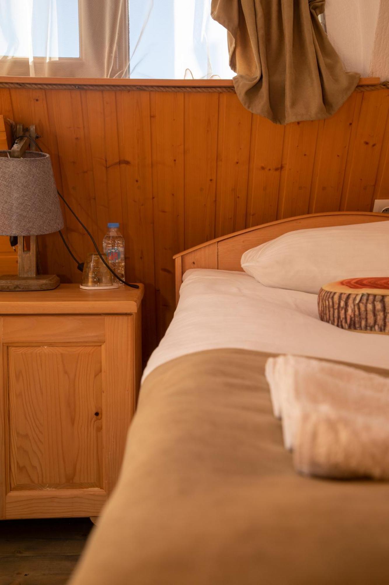 Art Chalet Akhaltsikhe  Room photo